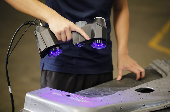 Qualit&auml;tskontrolle des Blechteils